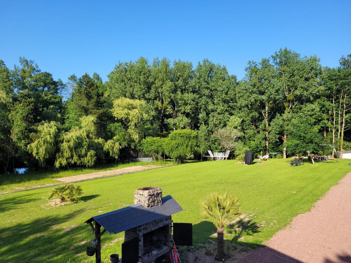 Clos Des Monts Saint-Martin-des-Besaces Bagian luar foto