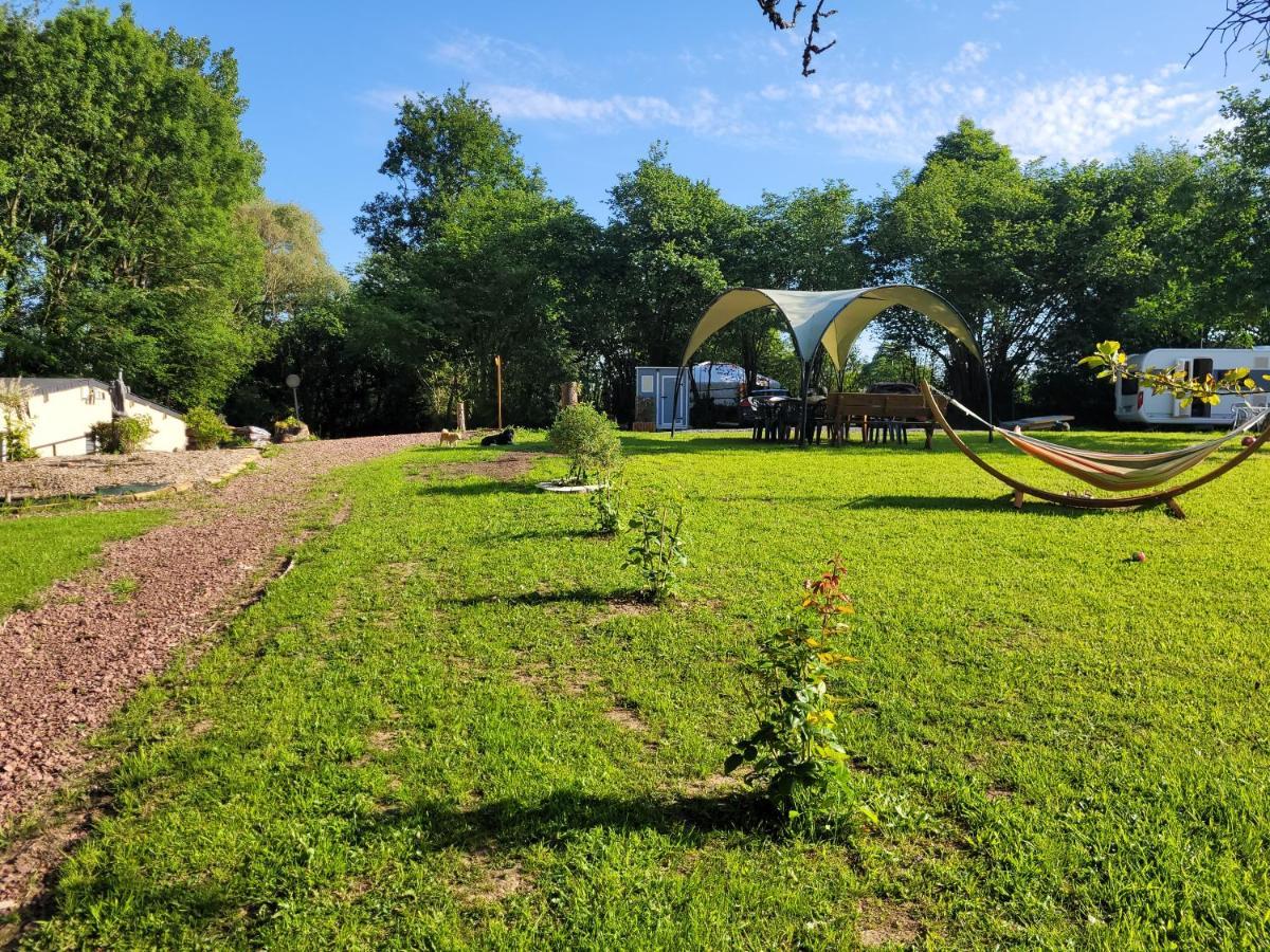 Clos Des Monts Saint-Martin-des-Besaces Bagian luar foto