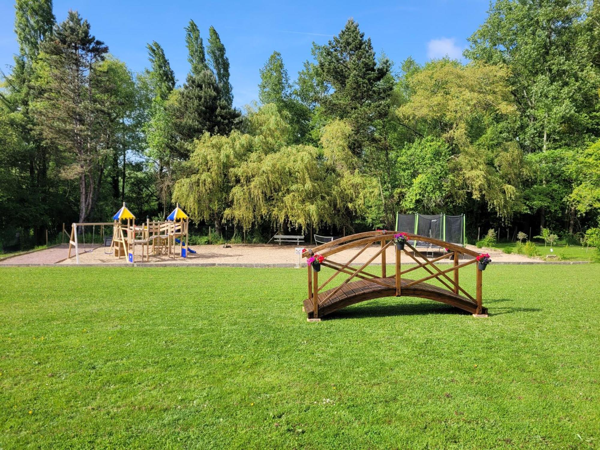 Clos Des Monts Saint-Martin-des-Besaces Bagian luar foto
