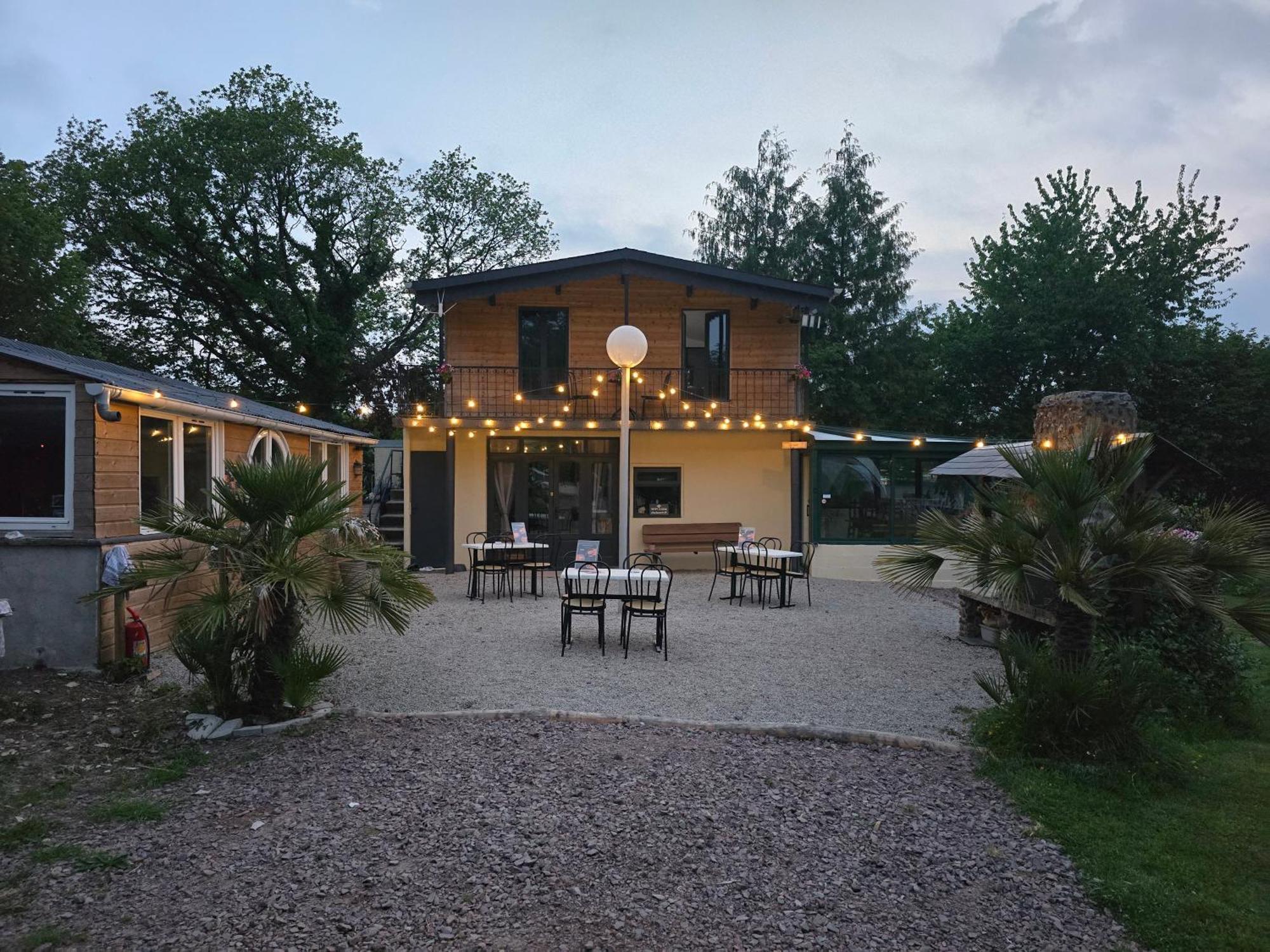 Clos Des Monts Saint-Martin-des-Besaces Bagian luar foto
